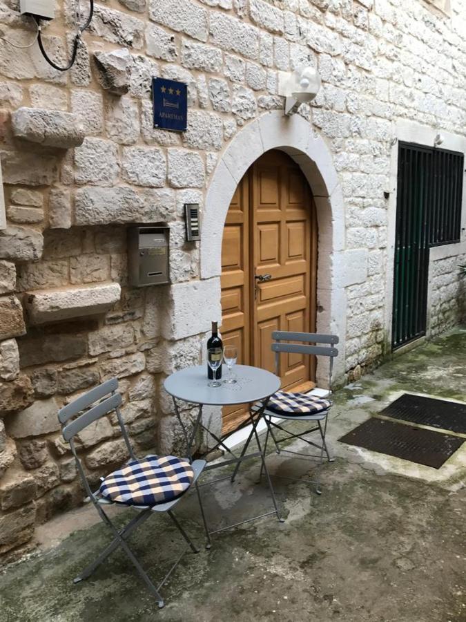 Old Town Apartments Trogir - Free Parking Ngoại thất bức ảnh