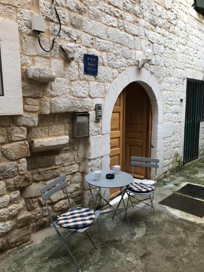Old Town Apartments Trogir - Free Parking Ngoại thất bức ảnh