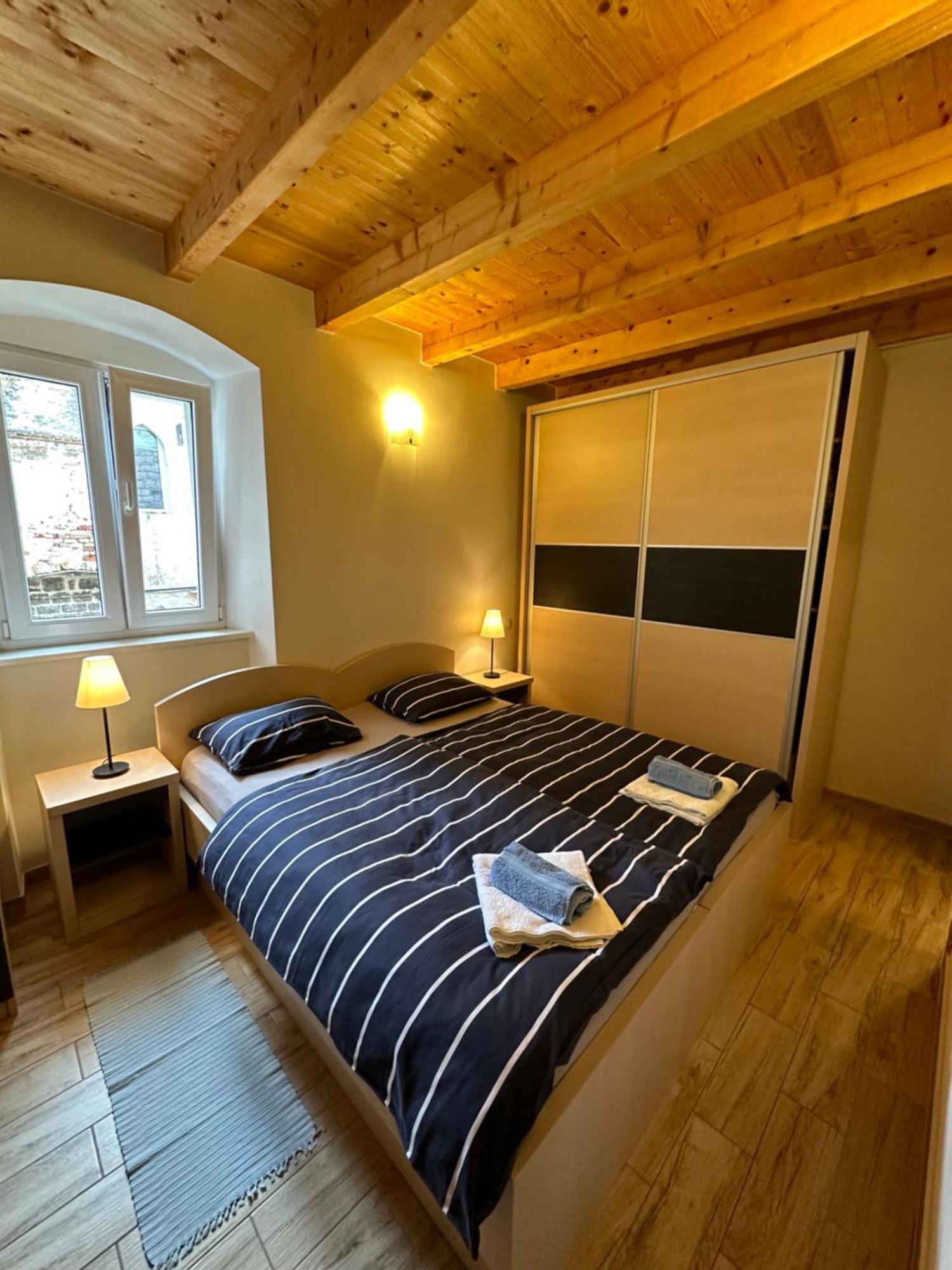 Old Town Apartments Trogir - Free Parking Ngoại thất bức ảnh