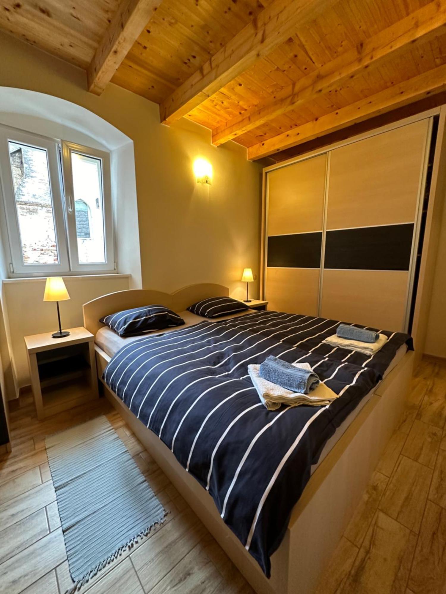 Old Town Apartments Trogir - Free Parking Ngoại thất bức ảnh