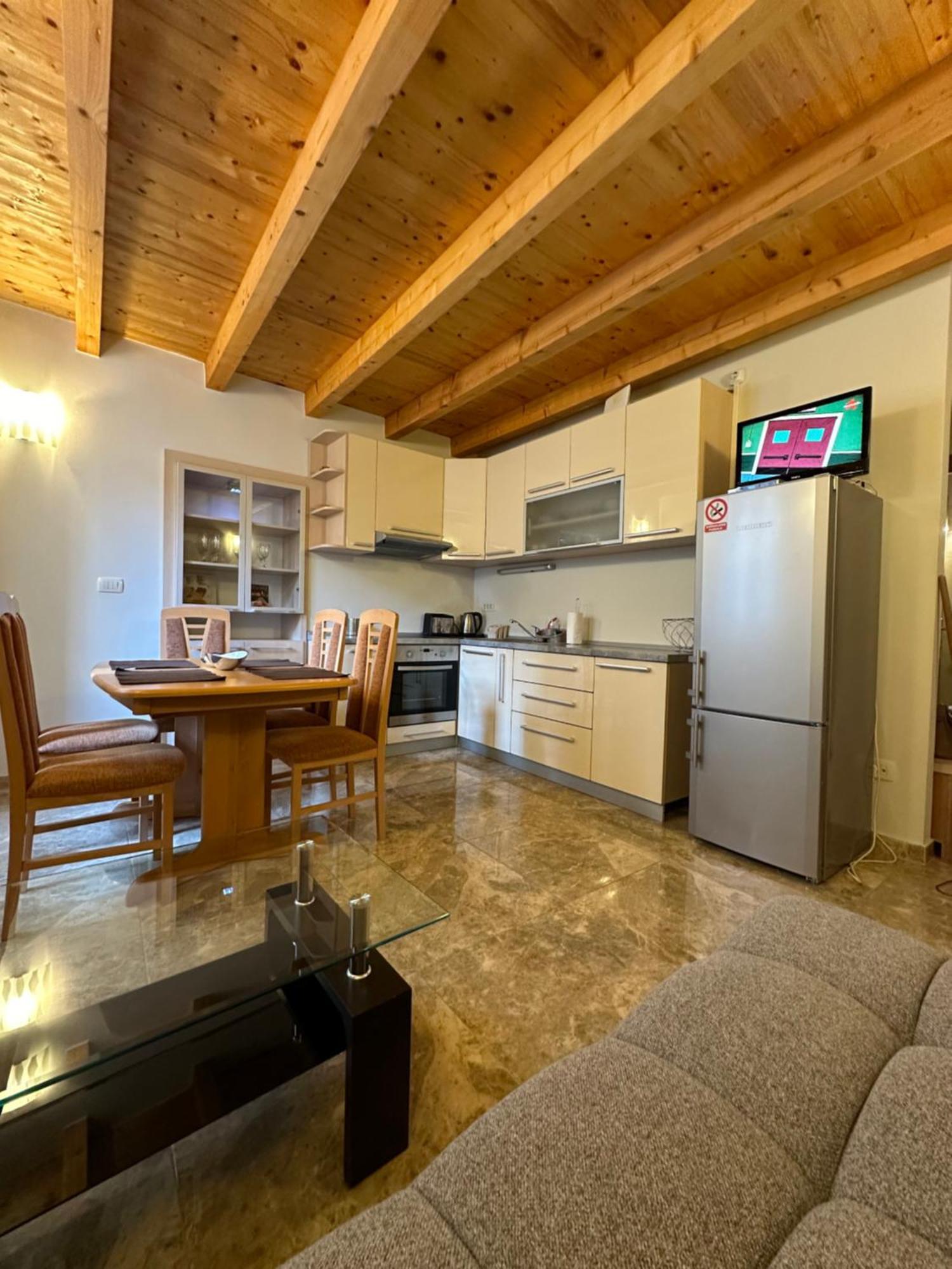 Old Town Apartments Trogir - Free Parking Ngoại thất bức ảnh
